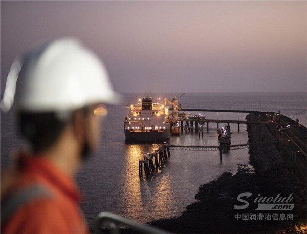 Shell-acquires-Pavilion-Energy-to-boost-LNG-market-presence-729x556.jpg