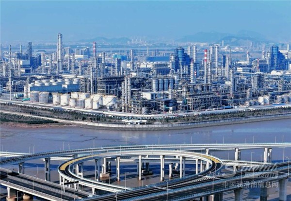 Sinopec-expands-Zhenhai-Refinery-729x504.jpg
